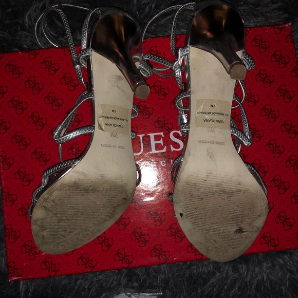 Guess silver sandals, with 4” heel - Picture 4 of 5